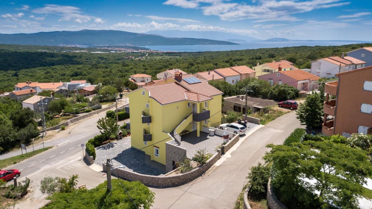 Apartments Jana Salatić Екстериор снимка