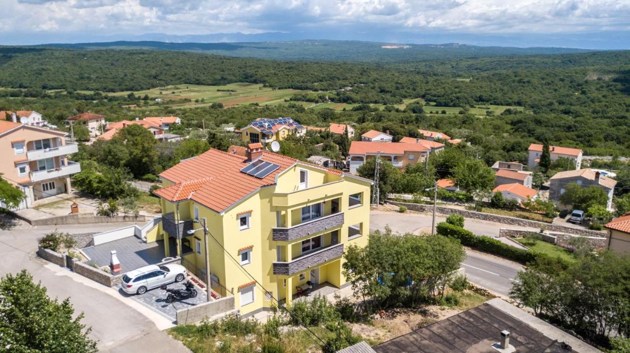 Apartments Jana Salatić Екстериор снимка