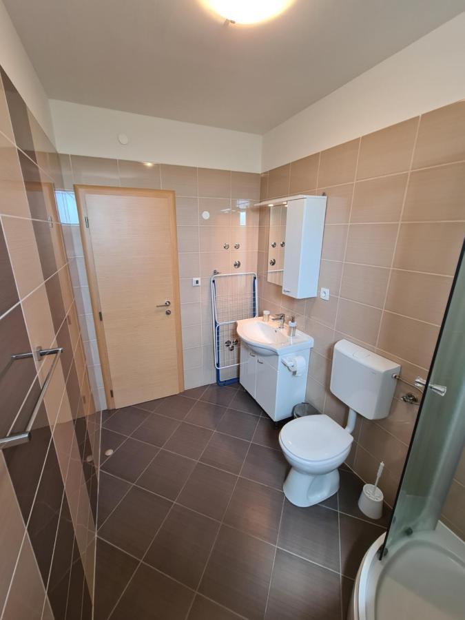 Apartments Jana Salatić Екстериор снимка