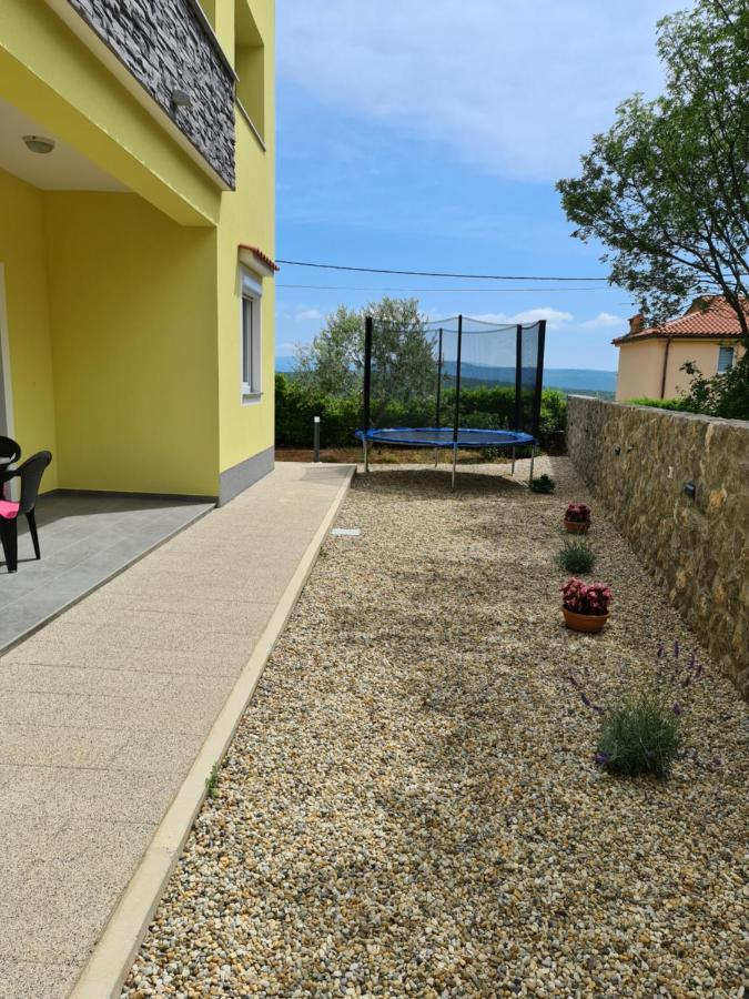 Apartments Jana Salatić Екстериор снимка