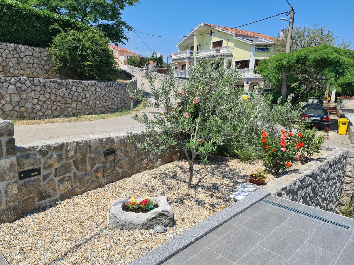 Apartments Jana Salatić Екстериор снимка