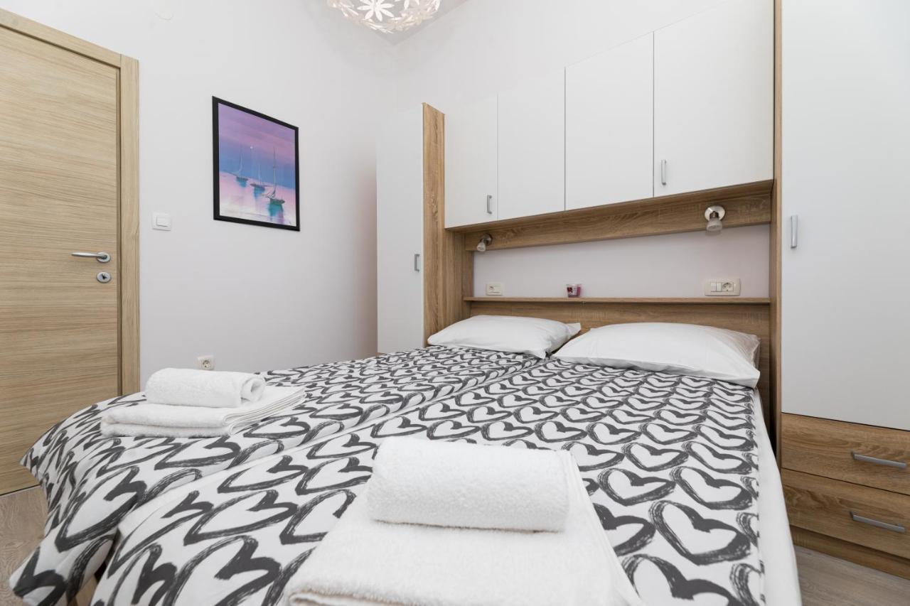Apartments Jana Salatić Екстериор снимка