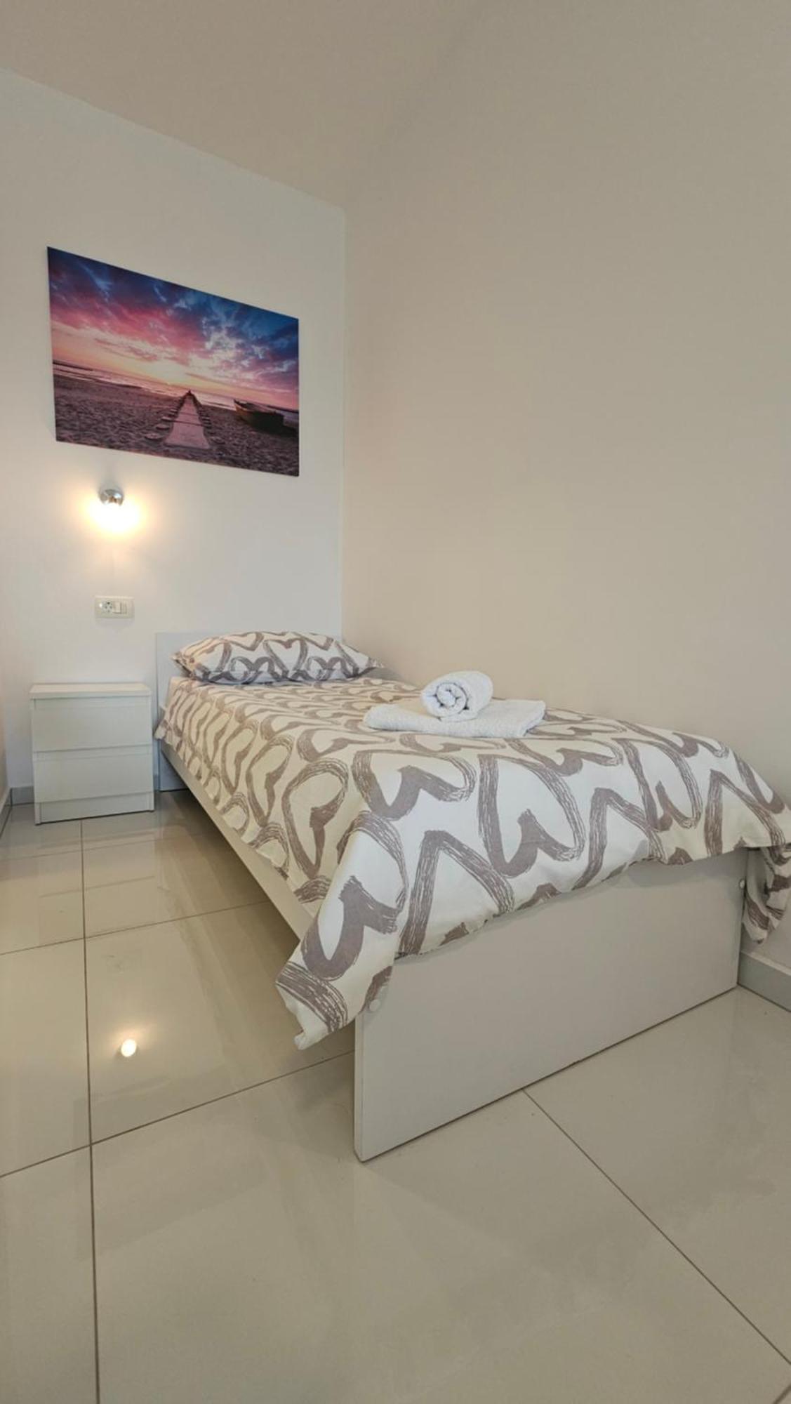 Apartments Jana Salatić Стая снимка