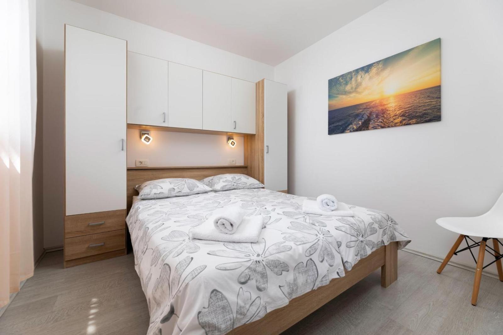 Apartments Jana Salatić Стая снимка